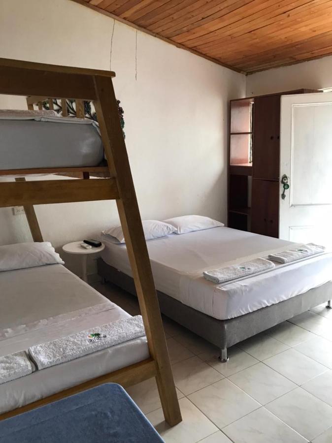 Ortimar Bed & Breakfast โตลู ภายนอก รูปภาพ