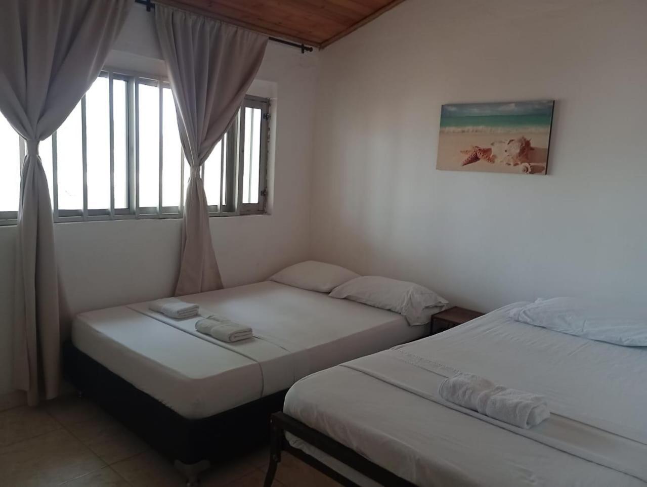 Ortimar Bed & Breakfast โตลู ภายนอก รูปภาพ