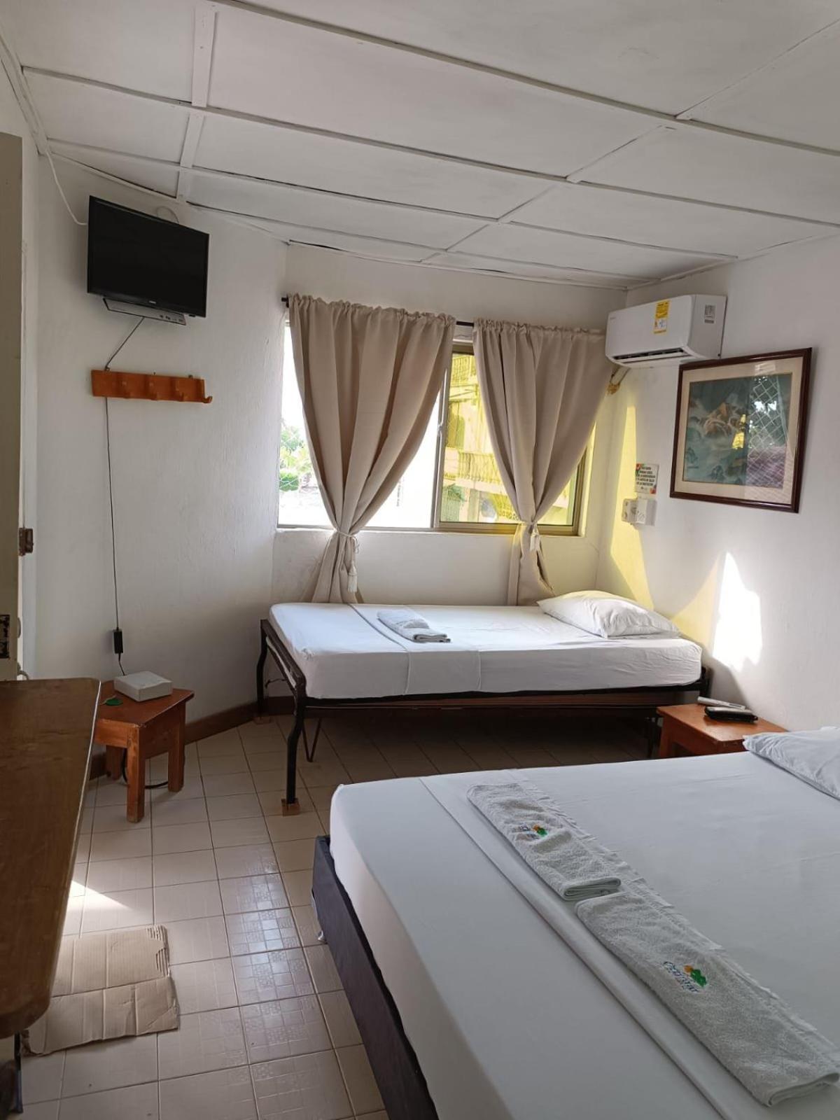 Ortimar Bed & Breakfast โตลู ภายนอก รูปภาพ